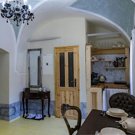 Apartman Charlotte V Dome So Studnou Na Streche Banská Štiavnica Exteriér fotografie