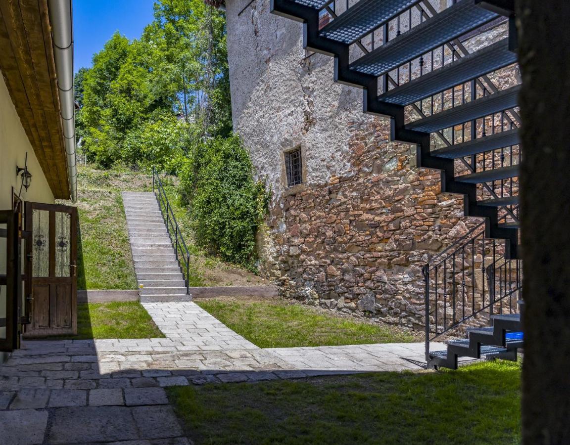 Apartman Charlotte V Dome So Studnou Na Streche Banská Štiavnica Exteriér fotografie