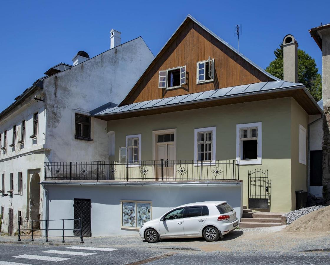 Apartman Charlotte V Dome So Studnou Na Streche Banská Štiavnica Exteriér fotografie